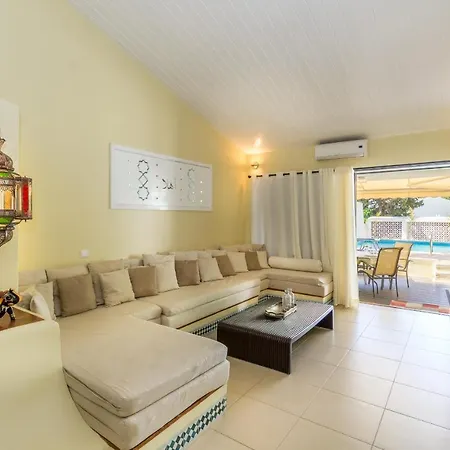 Casa Medina 2 Bedroom With Private Pool Vilamoura Walking Distance To All *