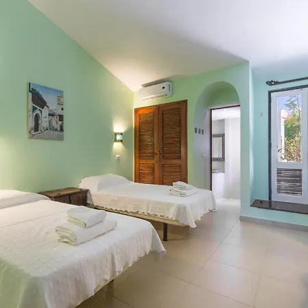Casa Medina 2 Bedroom With Private Pool Vilamoura Walking Distance To All *